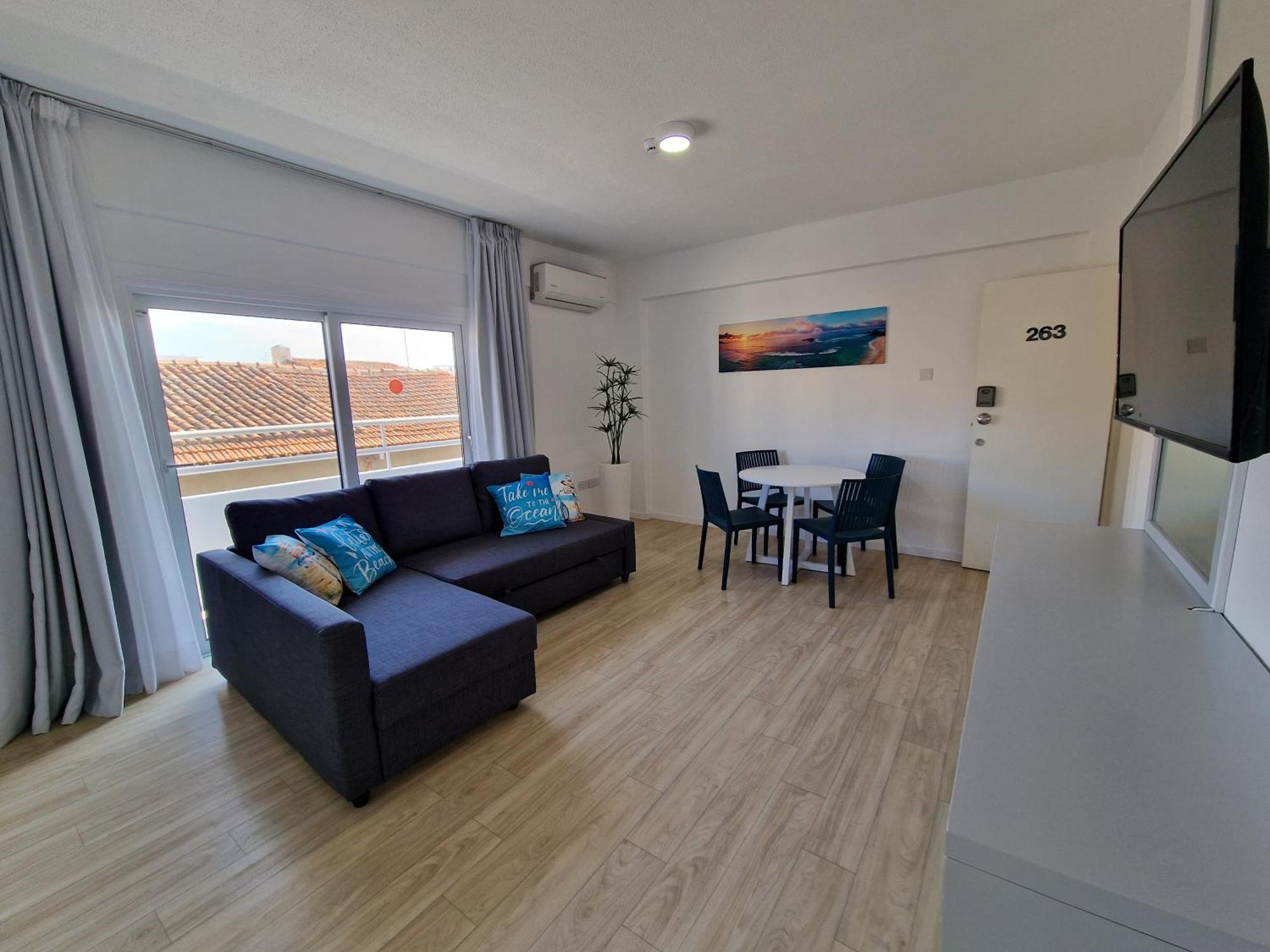 Kitieos Central Apts 100M From Finikoudes Beach Ларнака Екстер'єр фото