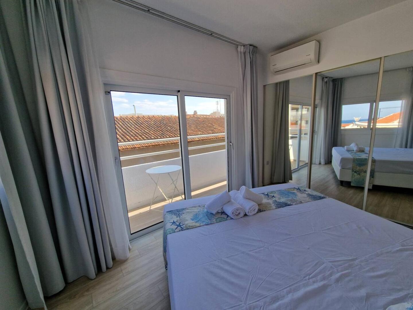 Kitieos Central Apts 100M From Finikoudes Beach Ларнака Екстер'єр фото