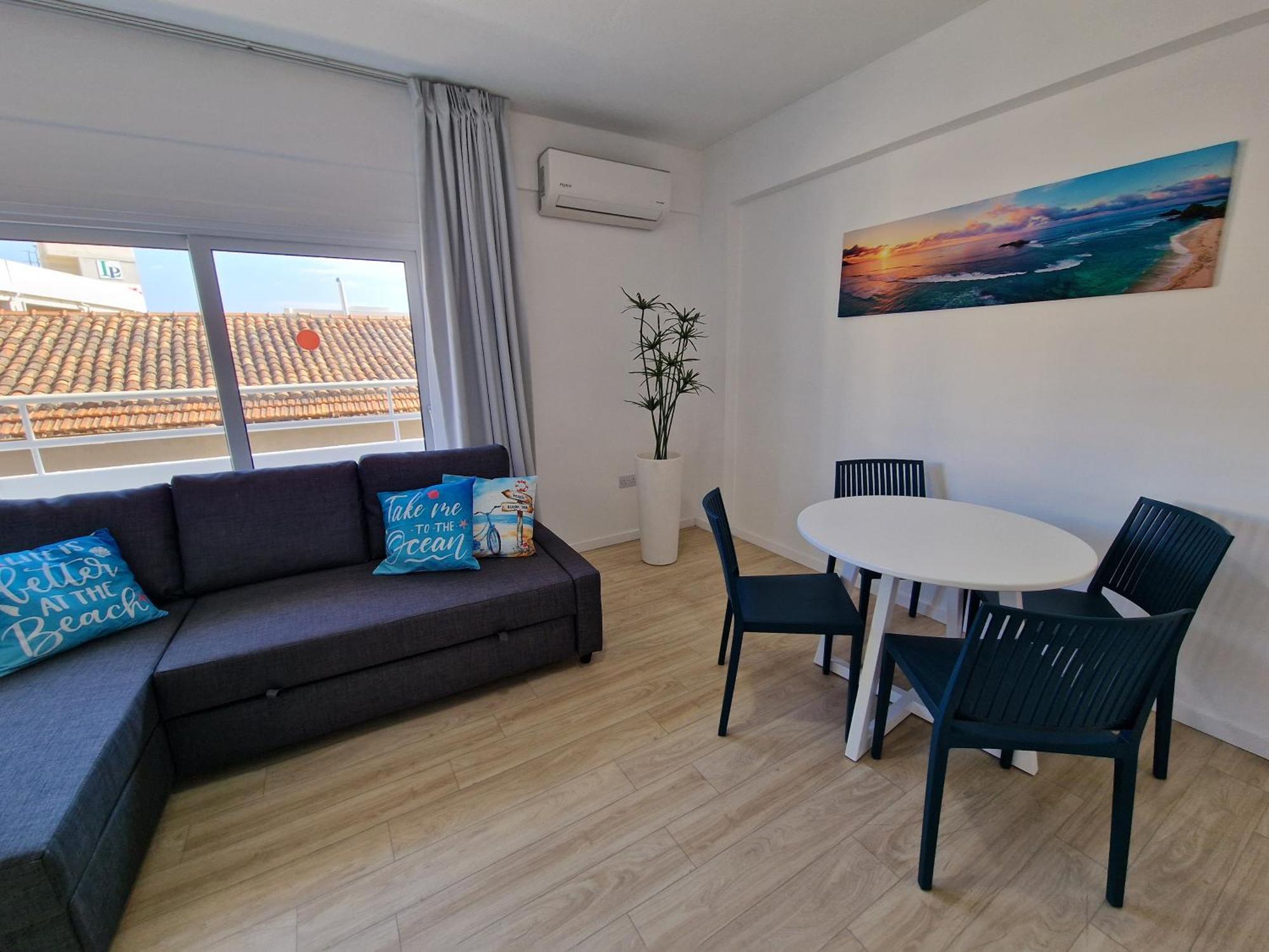 Kitieos Central Apts 100M From Finikoudes Beach Ларнака Екстер'єр фото