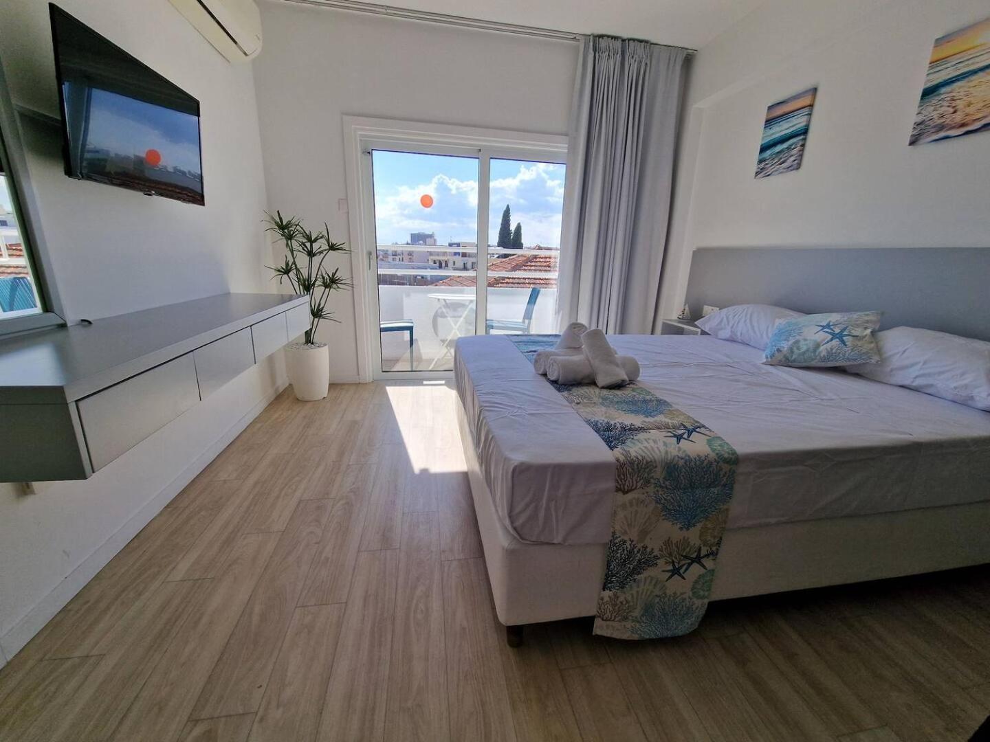 Kitieos Central Apts 100M From Finikoudes Beach Ларнака Екстер'єр фото